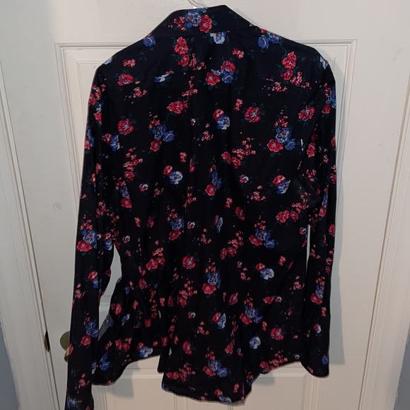 Men’s Express Dress Shirt. Flower Pattern. - Picture 3 of 3